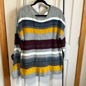 So soft and warm.  Caslon by Nordstrom.  Size L